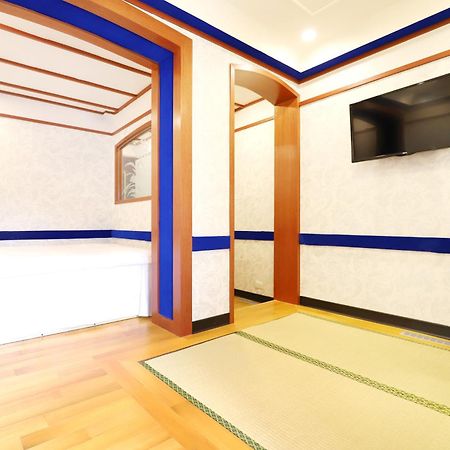 Phoenix Pavilion Hot Spring Hotel Taipei Extérieur photo