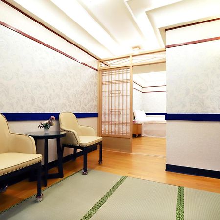 Phoenix Pavilion Hot Spring Hotel Taipei Extérieur photo
