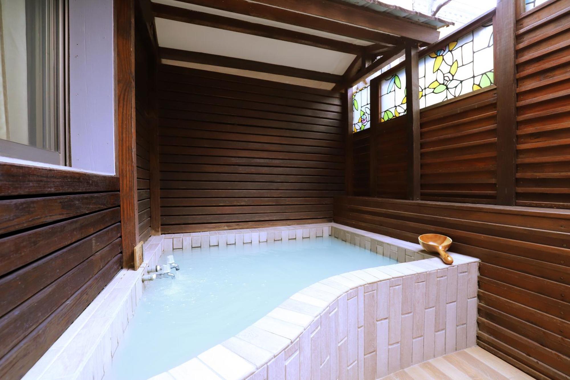 Phoenix Pavilion Hot Spring Hotel Taipei Extérieur photo