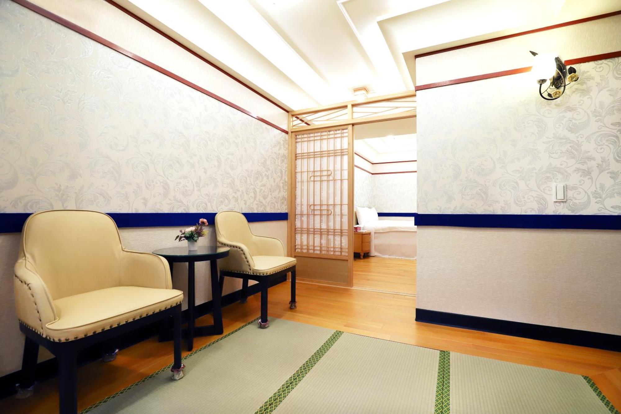 Phoenix Pavilion Hot Spring Hotel Taipei Extérieur photo